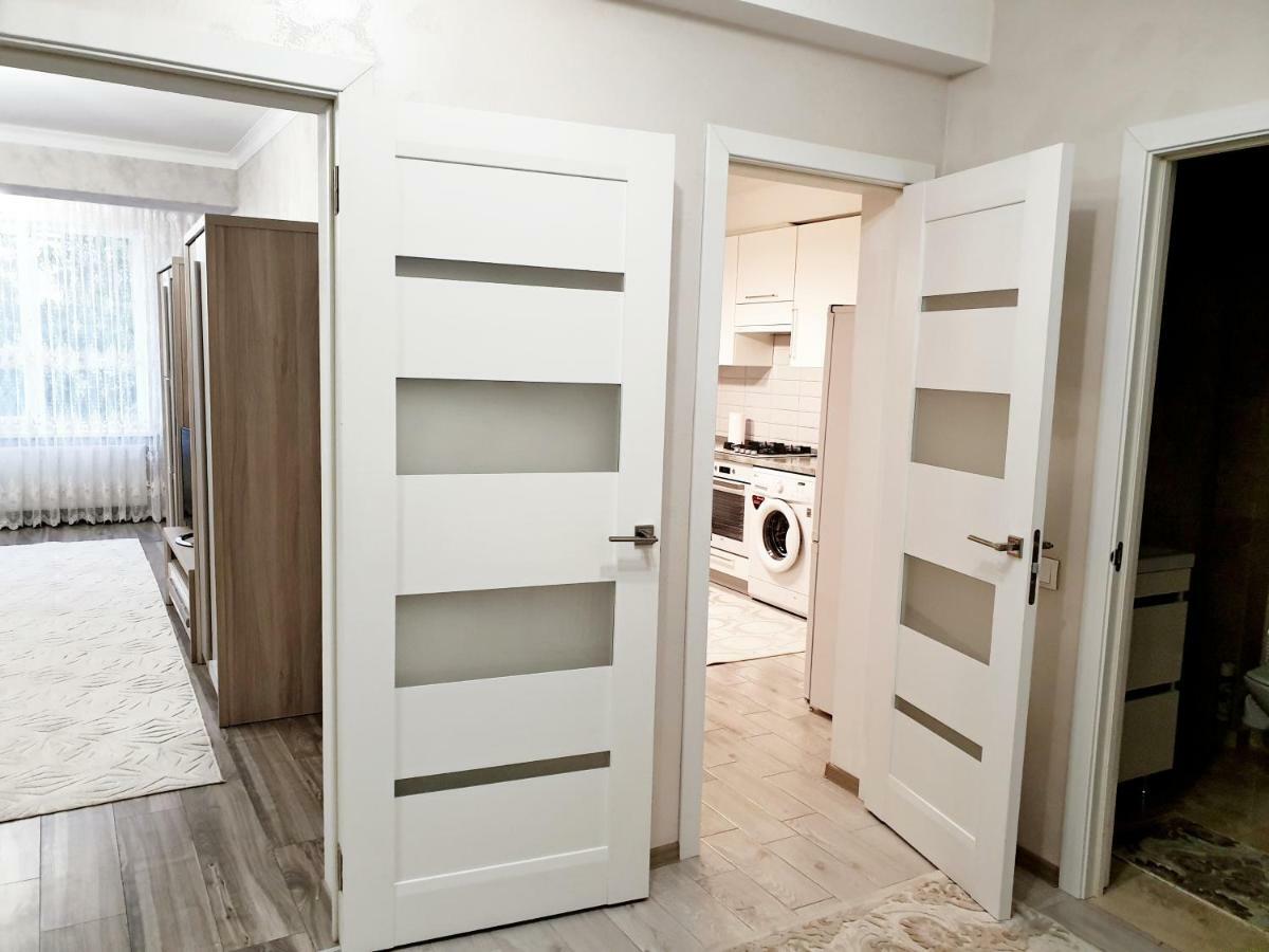 Center On Albisoara Street Apartment